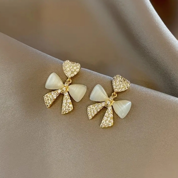 Ribbon Bow Earrings - Picture 1 of 5